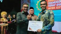 Keuchik Geulumpang Payong Terima Penghargaan Tata Ruang Gampong Terbaik Se-Abdya