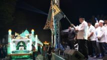 Asisten III Sekda Aceh Lepas Pawai Takbir Idul Adha 1446 H di Masjid Raya