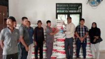 Pemerintah Gampong Alue Rambot Abdya Salurkan Bantuan Pupuk ke Petani