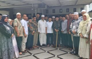 Jeumala Amal Berduka: Istri Mantan Direktur Wafat, Wagub Aceh Hadir Takziah