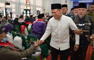 Wagub Aceh Fadhlullah: Haji Mabrur Harus Tampak dalam Sikap dan Perilaku