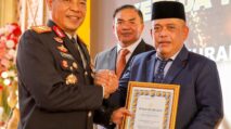 Bupati Pidie Jaya Terima Penghargaan atas Dedikasi Tekan Angka Kecelakaan Lalu Lintas